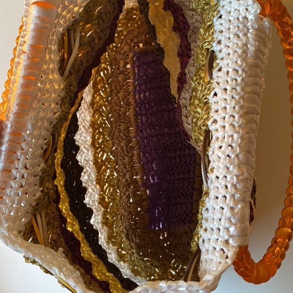 Handmade woven handbag - Picture 4 of 8